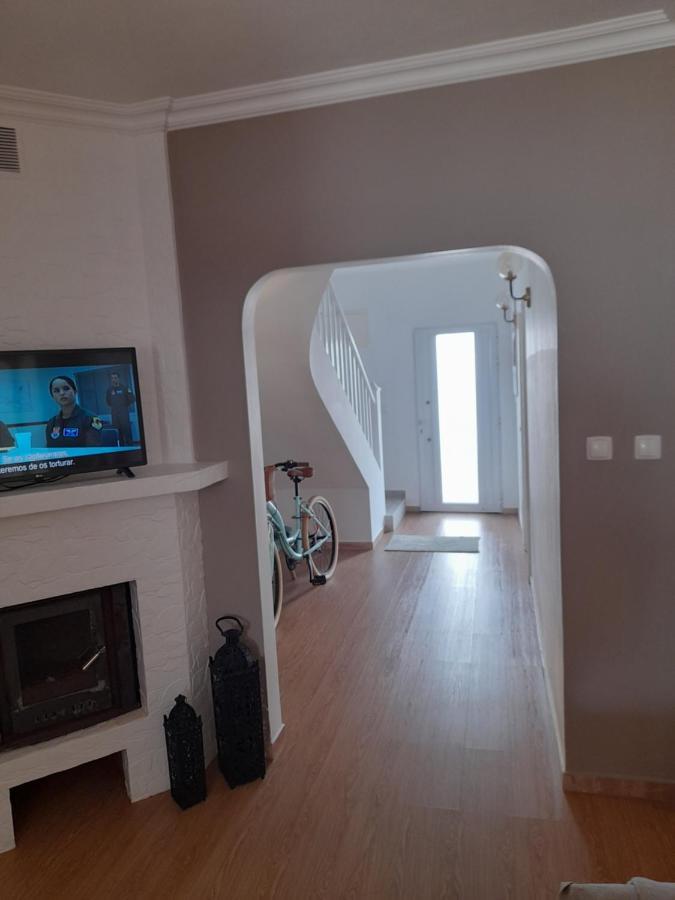Victoria Guest House Фурнаш Екстериор снимка