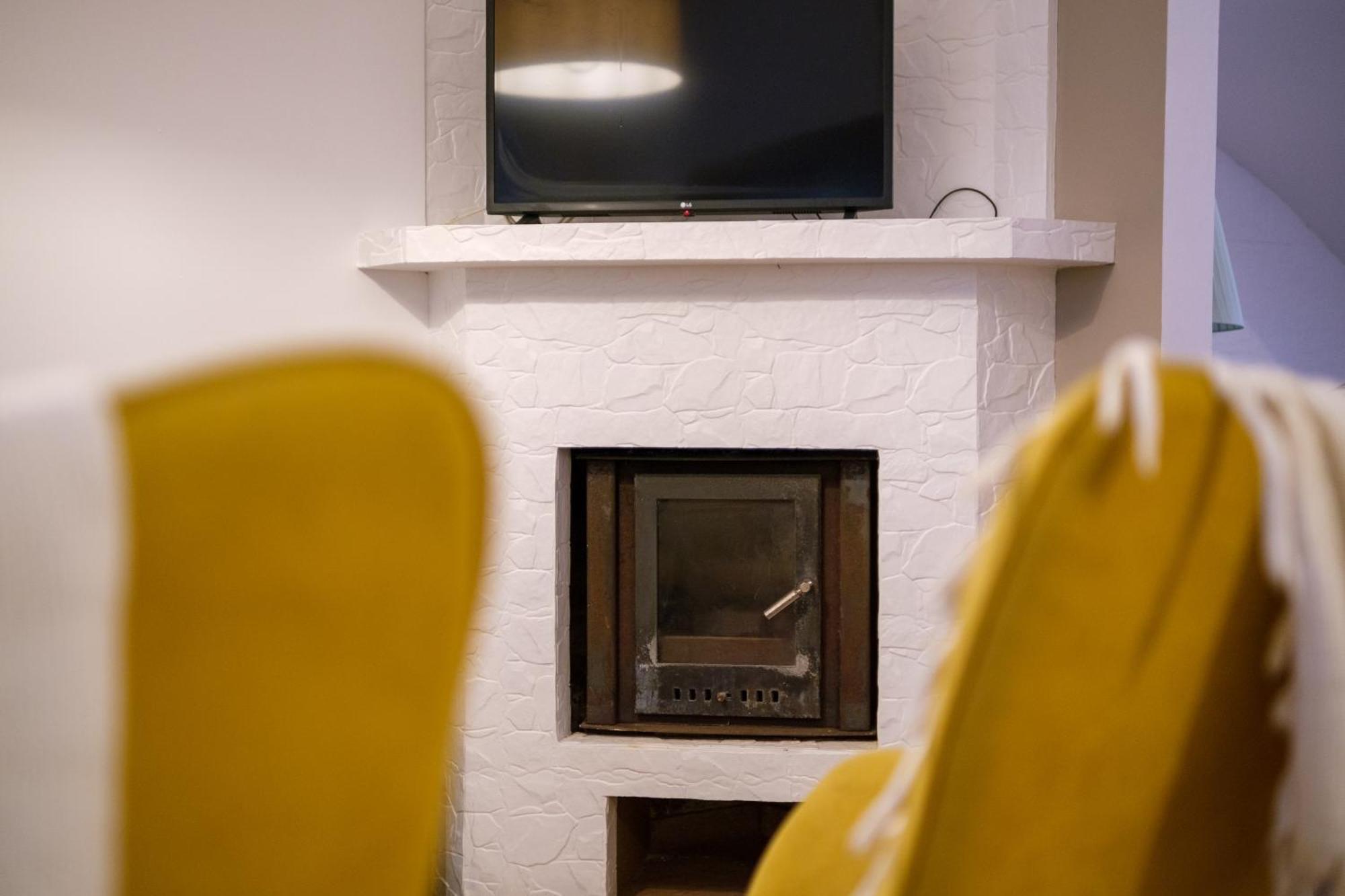 Victoria Guest House Фурнаш Екстериор снимка