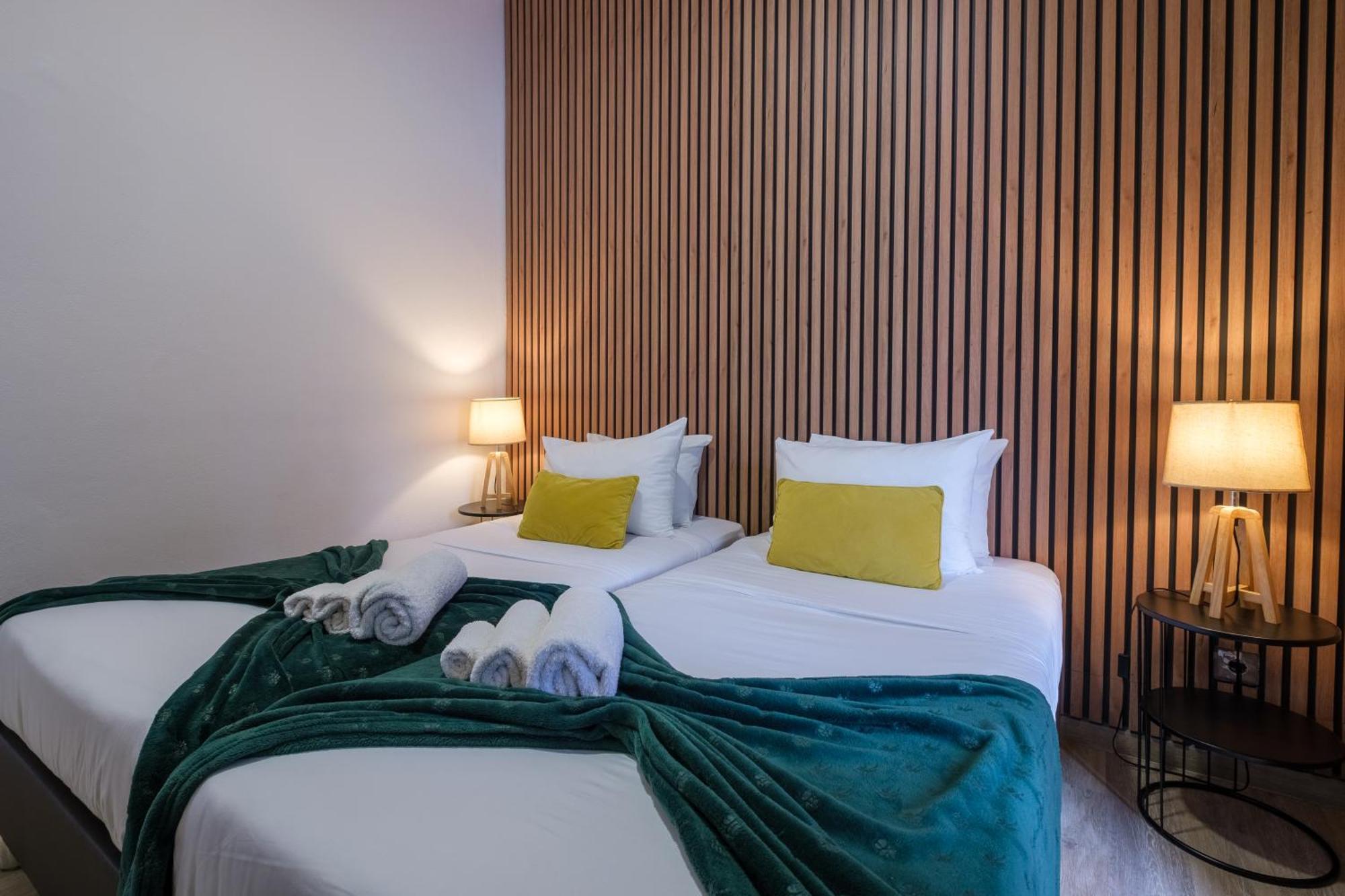 Victoria Guest House Фурнаш Екстериор снимка